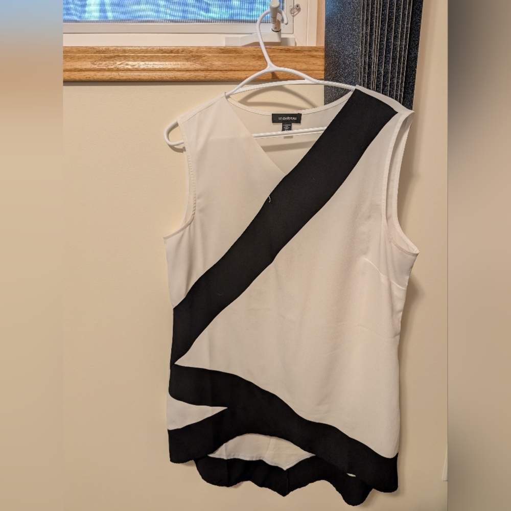 Le Chateau Women's Top